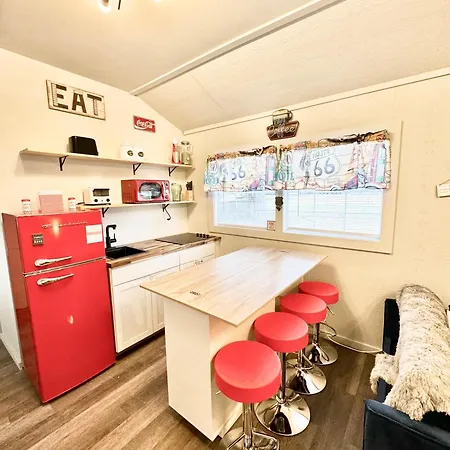 Charming Rt 66 Tiny Cabin-Mins To Main St Bandera Exterior foto